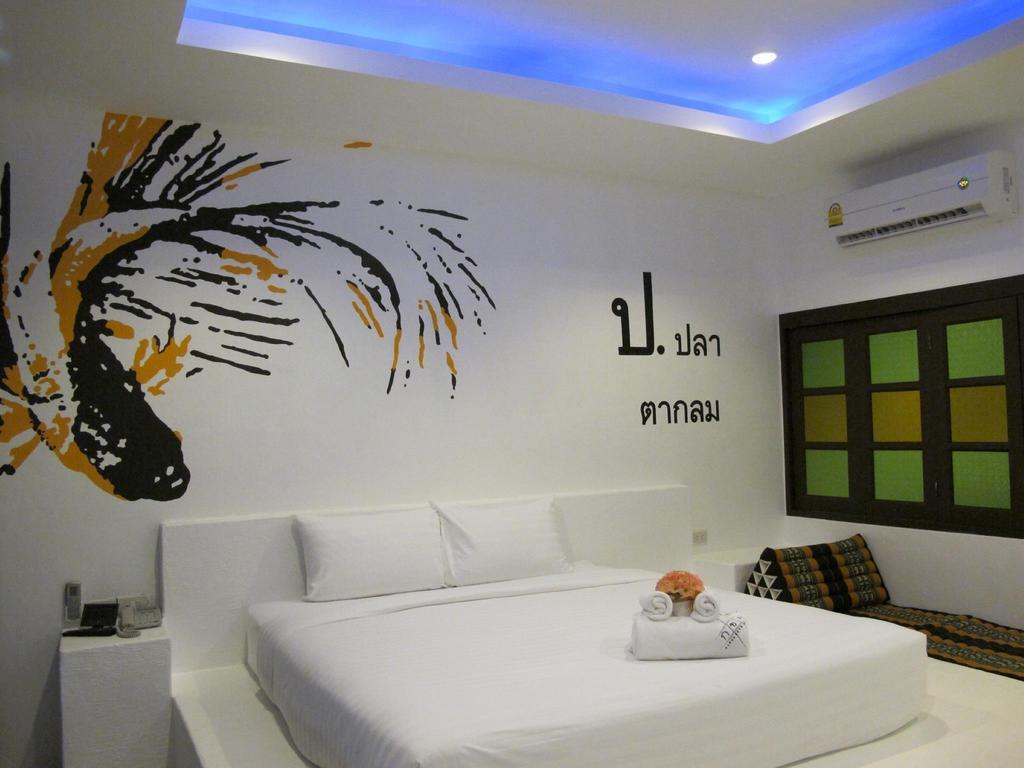 Alphabeto Resort Nai Harn Exterior foto